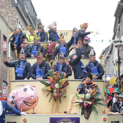 Karneval in Kelmis Karnevalswagen Küsch