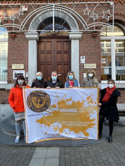 Soutien à la journée internationale contre la violence à l’égard des femmes