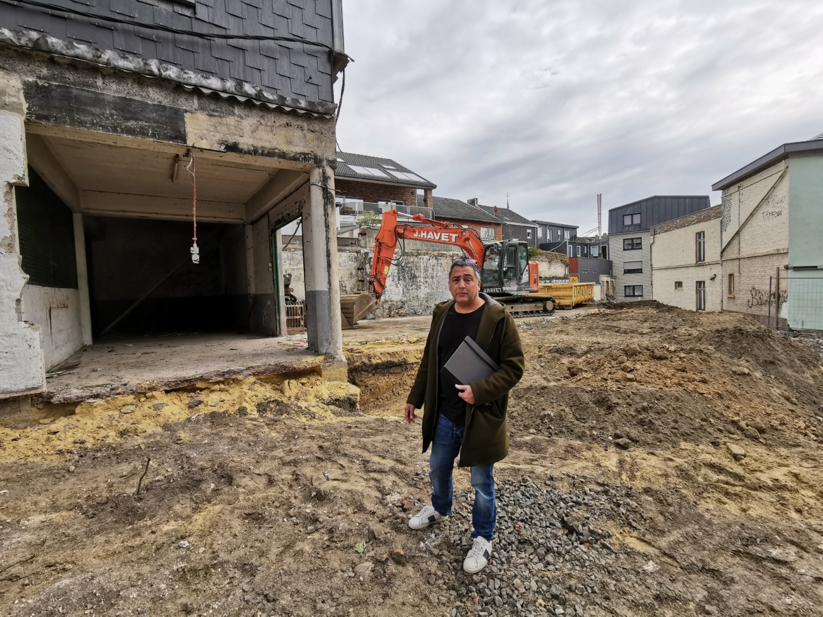 Travaux d’aménagement extérieur après démolition de hangar