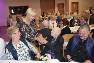 Gemeinde ehrte Hochzeitsjubilare und „Geburtstagskinder”