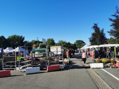 INAGO propose un mini-bus pour aller au marché hebdomadaire