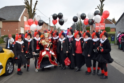 Le jeudi des vieilles femmes a lancé les fêtes de carnaval