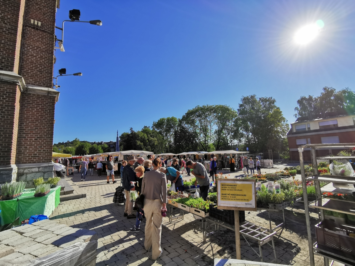 Le marché hebdomadaire a fêté son retour sur la place de l’Église