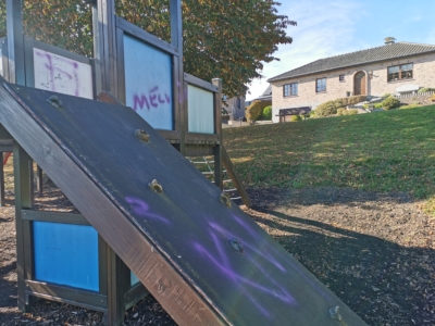 Aidez à combattre les actes de vandalisme sur nos aires de jeux