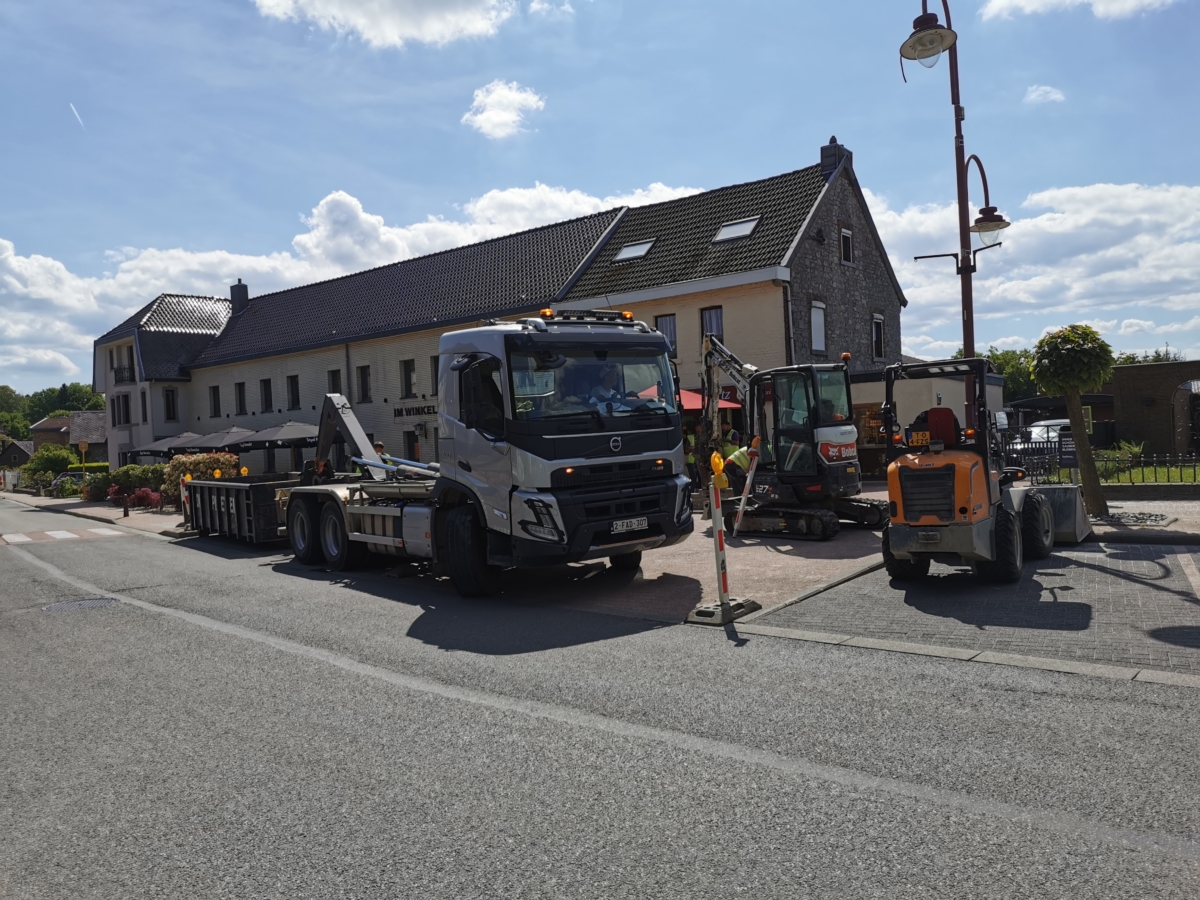Glasfaserausbau: Reparaturarbeiten in Hergenrath