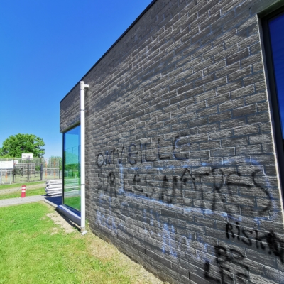 Graffiti-Schmiererei am Galmeibad: Anzeige erstattet