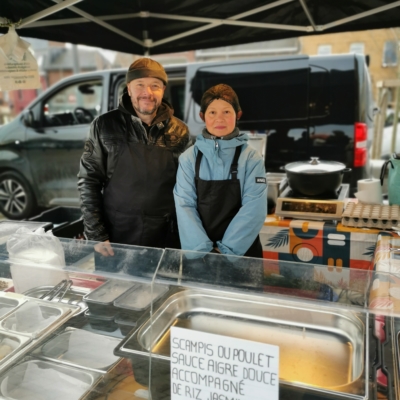 Asiatisches Essen auf unserem Wochenmarkt