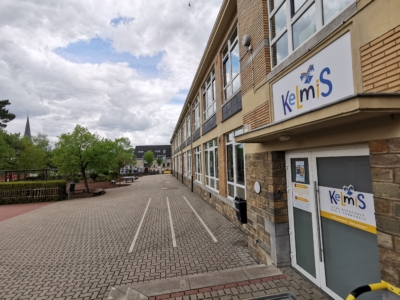 Bewerbungsaufruf bezüglich einer zeitweiligen Bezeichnung im Unterrichtswesen der Gemeinde Kelmis für das Schuljahr 2026 – 2027