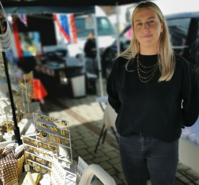 Neu: Schmuck und Geschenkideen donnerstags auf unserem Wochenmarkt